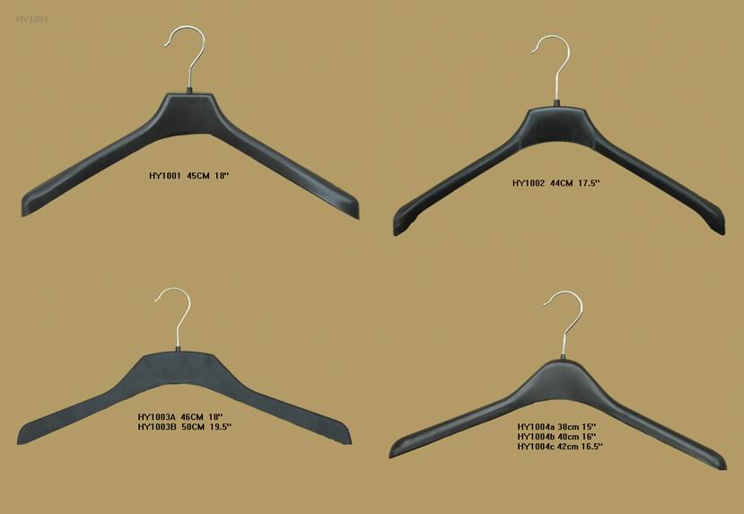 plastic hanger/other clothes rack