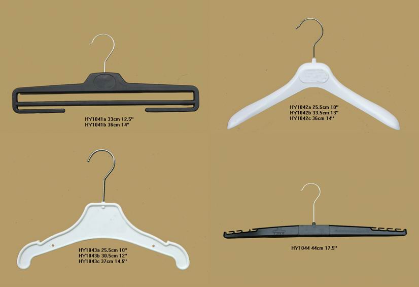plastic hanger/other clothes rack
