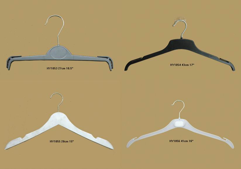 plastic hanger/other clothes rack
