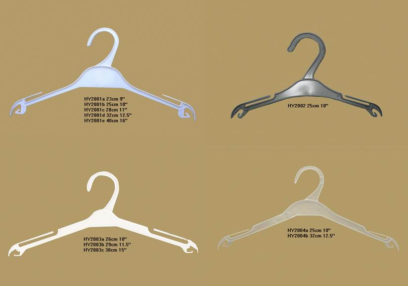 plastic hanger/other clothes rack