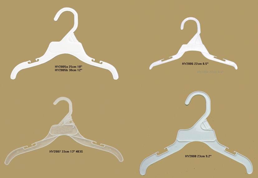 plastic hanger/other clothes rack